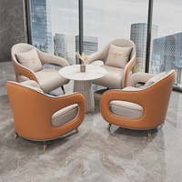 Ensemble de table et chaises de négociation pour bureau commercial, style moderne minimaliste de luxe léger, et canapé de réception d'invités pour salon d'affaires