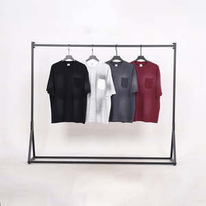 Camiseta de algodón puro 275GSM para hombre, con bolsillos, efecto lavado y bordes desgastados, manga corta - Product Image 3