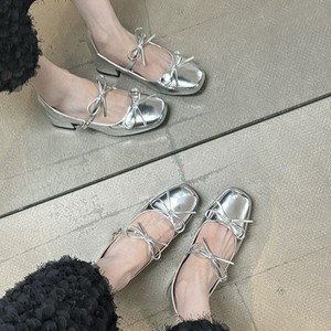 Chaussures de mariée Mary Jane françaises pour femmes, collection automne-été 2026, à talon carré, respirantes, à brides croisées, antidérapantes, en cuir véritable - Product Image 2