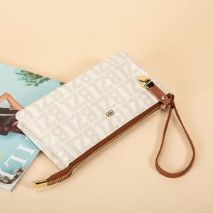 女士风格单肩包 PVC 拉链闭合 实用百搭 几何图案 时尚字母单肩包 - Product Image 2