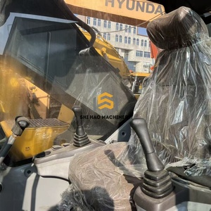Excavatrice d'occasion Volvo EC380DL, modèle 2023, 38 tonnes, moteur et boîte de vitesses OEM de haute qualité pour les projets de construction routière à grande échelle - Product Image 4