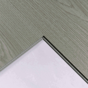 Suelo SPC de 8 mm con capa de desgaste, certificado SGS RoHS, sistema de clic OEM ODM, aspecto mármol, base IXPE, superficie EIR - Product Image 1