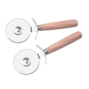 Pizza Cutter Rubberwood Handle 6 Cm Blade 17.6 Cm Length Roller Slicer For Pizza Cutting Tool - Product Image 4