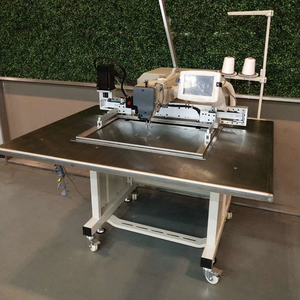 Machine à coudre industrielle pour la création de patrons programmables sur ordinateur, avec points de couture pour vêtements - Product Image 3