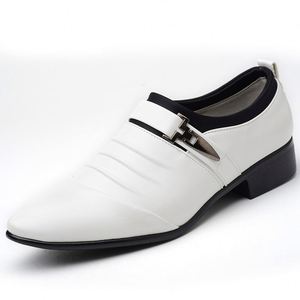 Zapatos Casuales Nuevos para Hombre, Estilo Formal de Negocios, de Cuero, Cómodos y Transpirables, con Suela Suave, de Cuero Brillante, Estilo Británico, con Punta - Product Image 5