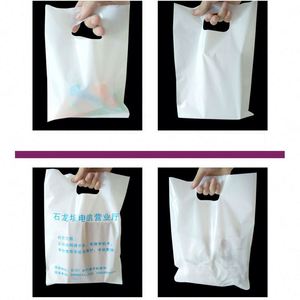 Bolsas Promocionales de Plástico con Cuatro Asas, Impresión Personalizada, para Ropa, Cosméticos y Regalos, con Texto y Gráficos - Product Image 3