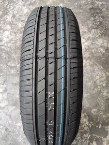 ยางรถยนต์ยี่ห้อ KINGBOSS/GOFORM รุ่น LT215/75R15 - Product Image 5
