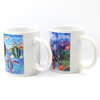 Vente en gros de tasses à café en céramique blanches et noires de 11 oz avec logo personnalisé imprimé par sublimation, souvenirs touristiques