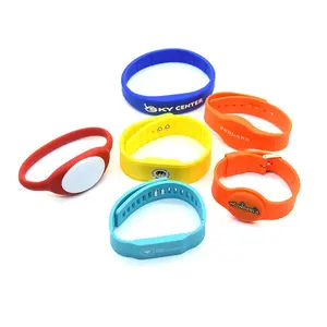 Rfid Wristband Uhf Waterproof Adjustable Nfc Smart Wristband 13.56mhz QR Nfc Silicone Bracelets