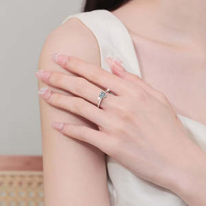 Anillos de Plata de Ley S925 con Moissanita con Corte Corazón VVS1, Chapados en Rodio, Certificados por Terceros, Joyería Fina para MUJERES, Precio de Fábrica - Product Image 3