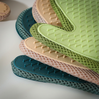 Gant de toilettage moderne pour animaux de compagnie, brosse anti-poils pour chats et chiens, outil de bain pour animaux, grattoir à poils et à peluches pour tapis