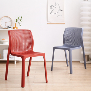 Chaises de <span class=keywords><strong>restaurant</strong></span> en plastique, chaises d'événement en plastique style français, chaises de salle à manger légères empilables en PP, vente en gros - Product Image 3
