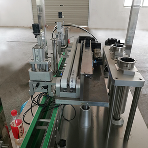 เครื่องบรรจุแบบติดตามอัตโนมัติ ความแม่นยำสูง 220V สำหรับครีมและโลชั่นในขวดและกระป๋อง - Product Image 5