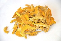 Curcuma longa (rhizome) séché cru, en tranches, de Jiang Huang, épices chinoises, aliments santé de haute qualité pour la régime alimentaire