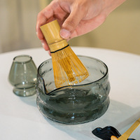 Kingze Set de départ traditionnel japonais Matcha 4/5/7/8 pièces support de fouet en bambou pour le thé Matcha en verre transparent
