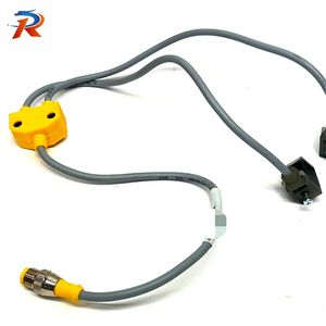 Vb2-rs 4.5T-0.3/2tc9s 2-a2081-0.3/0.wbr3/S810 M12ไปยัง Cordset U2-22685สินค้าใหม่ของแท้ - Product Image 1