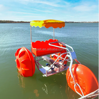 Équipement de jeux aquatiques d'extérieur - Tricycle aquatique à 3 grandes roues avec pédalier et pare-soleil pour parcs d'attractions et utilisation en mer, en matériau PE