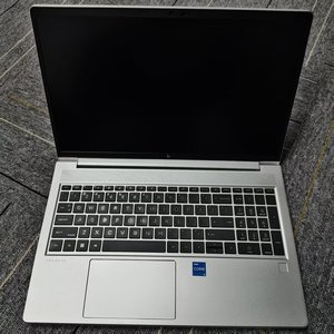 แล็ปท็อปธุรกิจ H-P 650 G9 i5 รุ่นที่ 12 แรม 8GB SSD 256GB หน้าจอ 15.6 นิ้ว FHD ปรับปรุงใหม่ ขายส่ง - Product Image 1