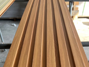 Panneau mural extérieur moderne en composite bois-plastique, écologique, imperméable, ignifuge, avec design de <span class=keywords><strong>façade</strong></span> à lattes - Product Image 6