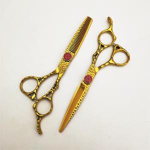 Ciseaux à cheveux dorés 62 mm, ciseaux à effiler pour droitiers, usage professionnel, lame standard en acier inoxydable, origine Suzhou - Product Image 3