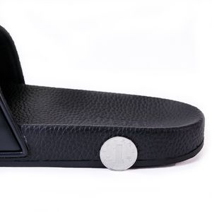 Sandales en <span class=keywords><strong>cuir</strong></span> de créateur pour hommes, Chaussures pour hommes fabriquées en Chine, Claquettes personnalisables avec logo pour la plage et la douche - Product Image 2