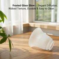 Abat-jour en verre soufflé mat givré de style rustique moderne pour suspension intérieure, idéal pour la salle de bain ou le meuble-lavabo