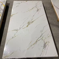 Panneau de marbre UV en PVC intérieur à haute brillance de prix usine 4x8 pied 3mm panneau de mur de feuille de marbre de PVC pour la décoration de mur