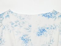 Nouvelle robe mini chic et décontractée pour femme 2026, col en V imprimé, à volants, style rétro, manches courtes.