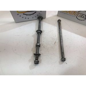 Compatibile con HONDA HORNET 600 2005 2006 Perno del Forcellone Asse Ruota Posteriore - Product Image 4