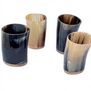 Copa Vikinga para Beber, Ecológica, de Cuerno de Búfalo Pulido, para Cerveza - Product Image 1