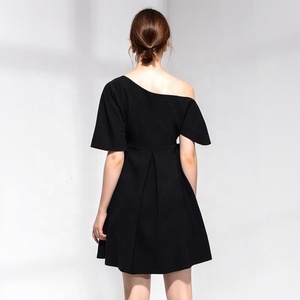 Mujer modelo damas ropa Casual vestidos <span class=keywords><strong>Lady</strong></span> sólido negro hombro arco elegante de las mujeres vestido de fiesta Sexy - Product Image 4