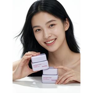 Crema Radiante Esencialmente Épica 50g Cuidado Diario de la Piel Para Todo Tipo de Piel Fórmula K Beauty - Product Image 1