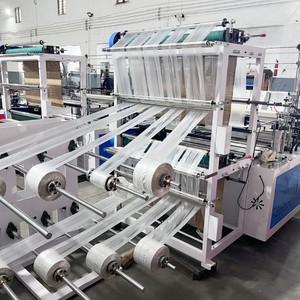 Machine de fabrication de sacs en plastique modèle 1200 pour produits industriels, RHT-1200, thermoscellage et découpe à froid - Product Image 1