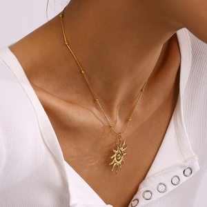 J & D สร้อยคอสแตนเลสสตีลสีทอง18K พร้อมจี้ดวงอาทิตย์ขนาด40 + 5ซม.