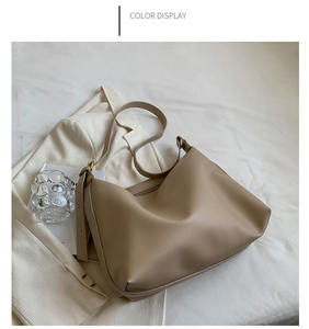 Wholesale Fashion PU Simplicity <b>Ladies</b> Handbags Single-Shoulder Large Capacity Women's Shoulder <b>Messenger</b> <b>Bags</b> - Product Image 6