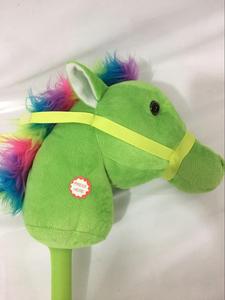 Hobby Paard, Roze Pluche Eenhoorn Stick Met Realistische Geluid En Gallopping Geluid - Product Image 6