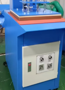 Machine à repasser les empeignes de chaussures pour produits en cuir - Product Image 2