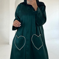 Nouvelle conception d'Abaya 2024, Dubaï, vente en gros personnalisée, vêtements musulmans pour femmes, noir élégant, tenue de l'Aïd avec motif en forme de cœur