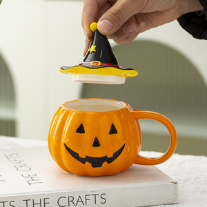 Decoración creativa de <span class=keywords><strong>Halloween</strong></span>, <span class=keywords><strong>taza</strong></span> de agua de linterna de calabaza peculiar, apariencia alta, <span class=keywords><strong>Taza</strong></span> de cerámica linda con tapa, <span class=keywords><strong>taza</strong></span> - Product Image 2