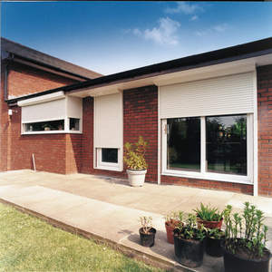 Volets roulants extérieurs en alliage d'<span class=keywords><strong>aluminium</strong></span> économiques, design moderne, ouverture verticale, écran de sécurité, protection solaire - Product Image 2