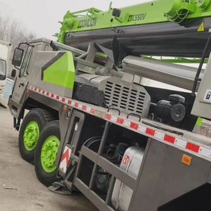 Grúa de camión hidráulica usada de 55 toneladas, grúa móvil ZTC550V con motor de 100 toneladas, capacidad de carga nominal de 50 toneladas - Product Image 6