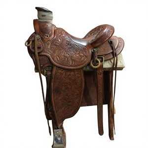 Silla de montar inglesa personalizable hecha a mano de cuero puro BS International NA80 con estructura de madera sostenible para caballo europeo - Product Image 6