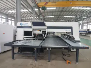 ماكينة تثقيب cnc لكمة باستخدام الحاسب الآلي