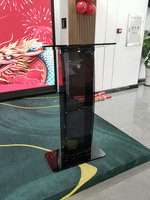 Fabricante de atriles de exhibición de acrílico de Guangdong púlpitos de soporte de podio desmontables personalizados con estante de almacenamiento para iglesias