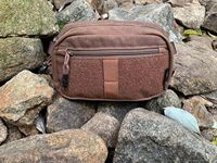 Sac banane tactique pour hommes avec ceinture de taille réglable à deux côtés, poche zippée pour le transport dissimulé, pour la randonnée, l'extérieur