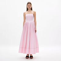 Robe longue plissée rose poudré à col carré et bretelles spaghetti, corsage structuré, taille froncée, coupe trapèze, sur mesure, vente en gros pour femmes