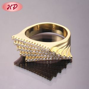Anillo de Boda de Oro 18K con Zirconia en Racimo para Mujer, Elegante y Moderno, con Forma Religiosa, Ajustable, de Aleación de Cobre con Baño de Piedras Preciosas - Product Image 3