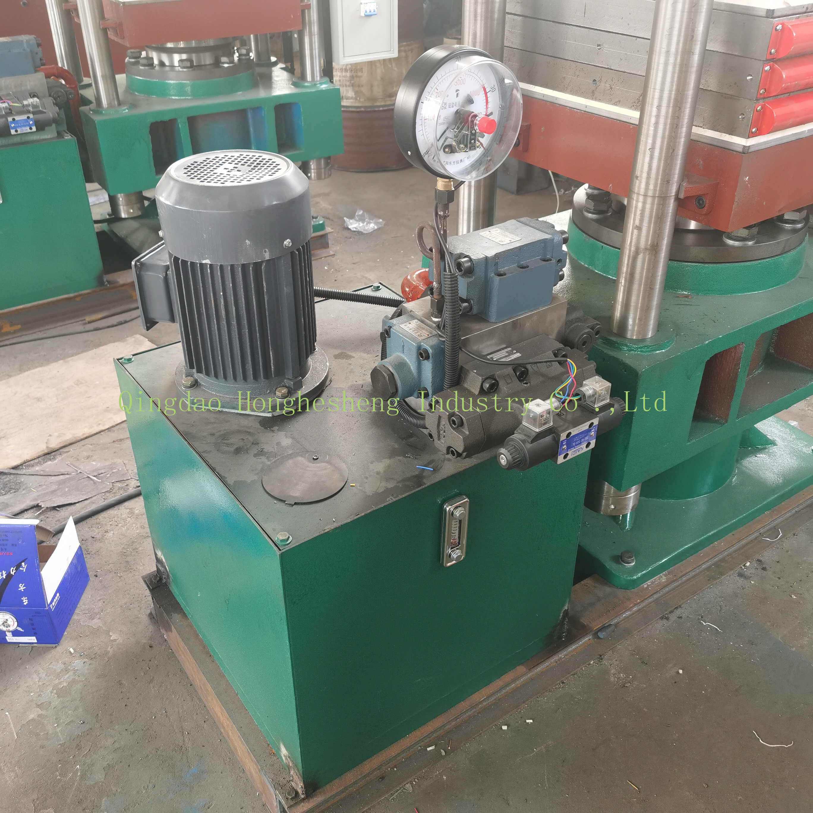 hydraulic rubber press vulcanizer / automatic vulcanizing machine