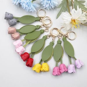 Llavero de PU con forma de tulipán, colgante decorativo para bolso, soporte para llaves de coche, elegante colgante floral para bolso - Product Image 2