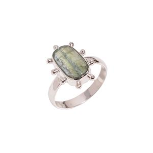 Bague en kyanite verte en argent sterling 925, bijoux faits à la main pour femmes, fabrication de bagues indiennes en argent fin pour femmes - Product Image 1